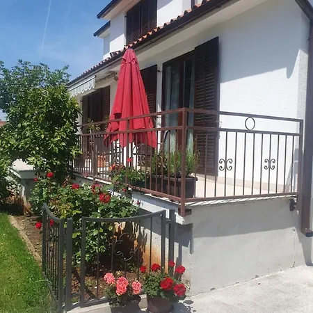 Vesna For 2, Free Parking And Wi-fi Apartman *