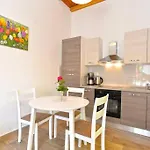 Vesna For 2, Free Parking And Wi-fi דירה *