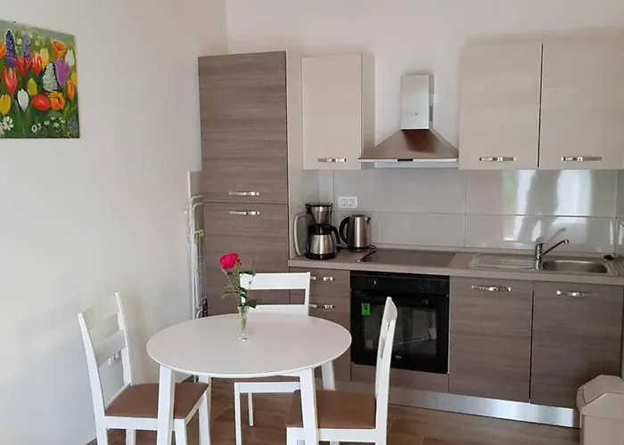 Apartament Vesna For 2, Free Parking And Wi-fi Pula